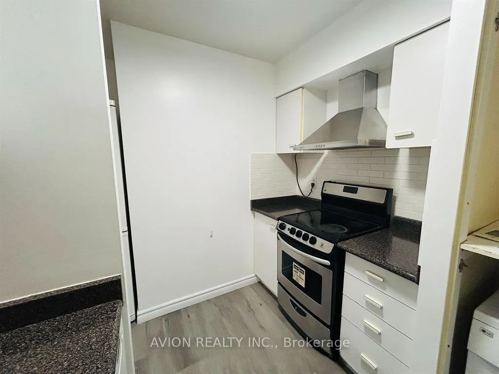 Photo 5 of Unit 1214, 1055 Bay Street, Toronto, Bay Street Corridor — HOMEH