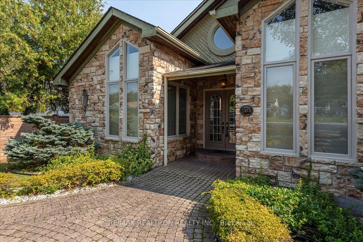 Front of 1373 Maple Road