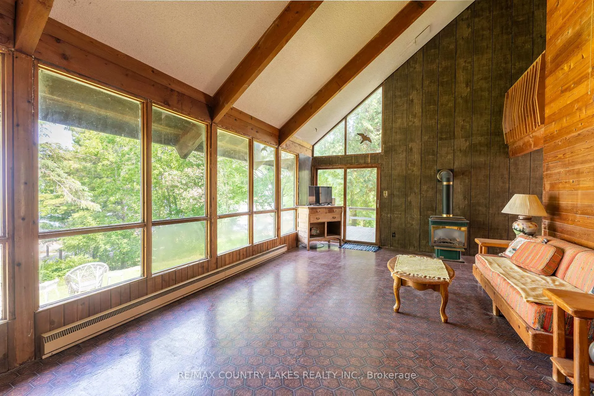 Photo 8 of 416 Morrison Avenue, Brock, Beaverton — HOMEH