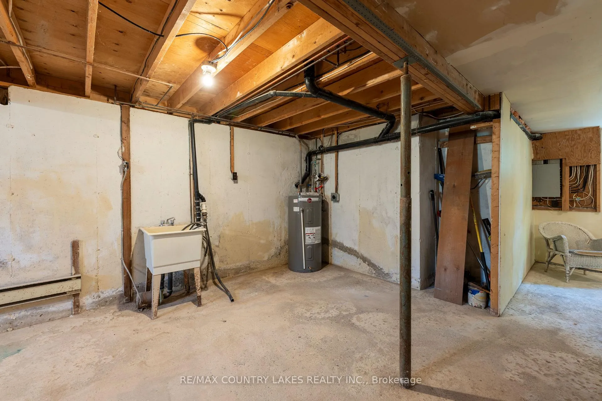 Photo 30 of 416 Morrison Avenue, Brock, Beaverton — HOMEH