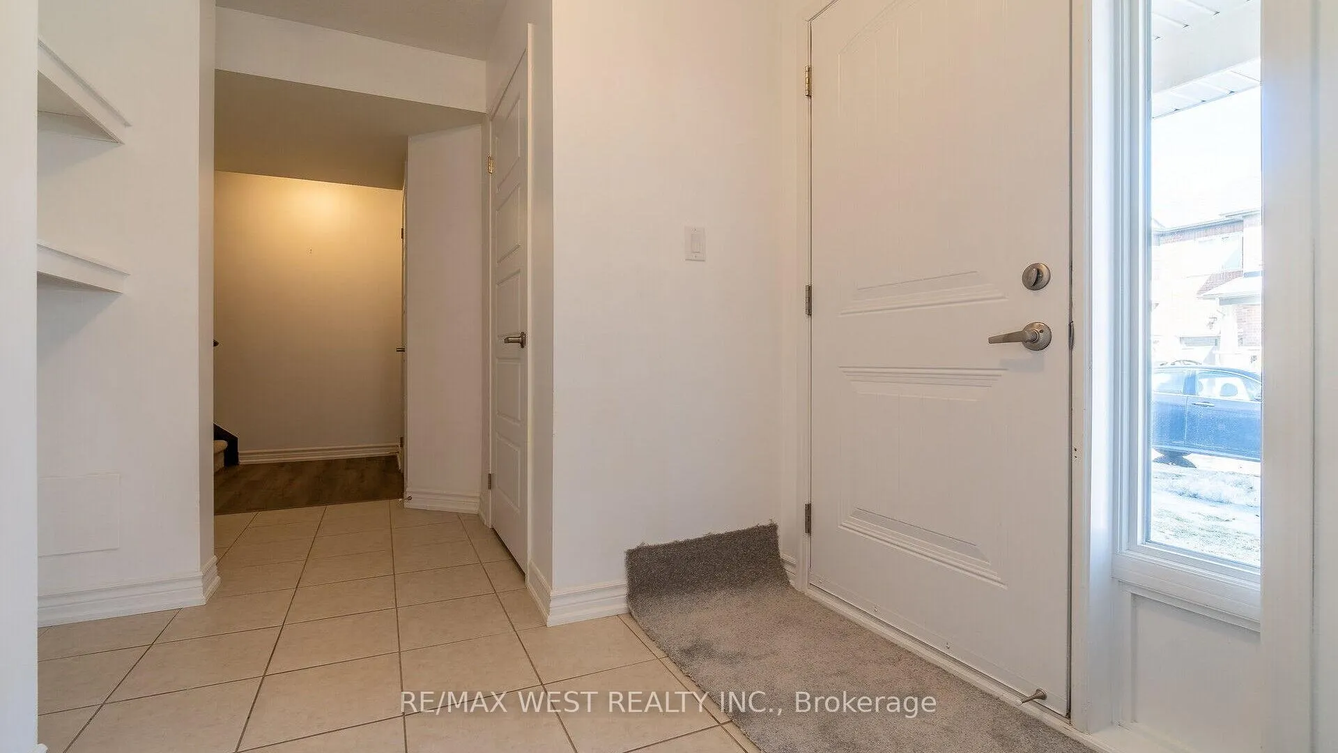 Photo 6 of 899 Cactus Point, Milton, Cobban — HOMEH