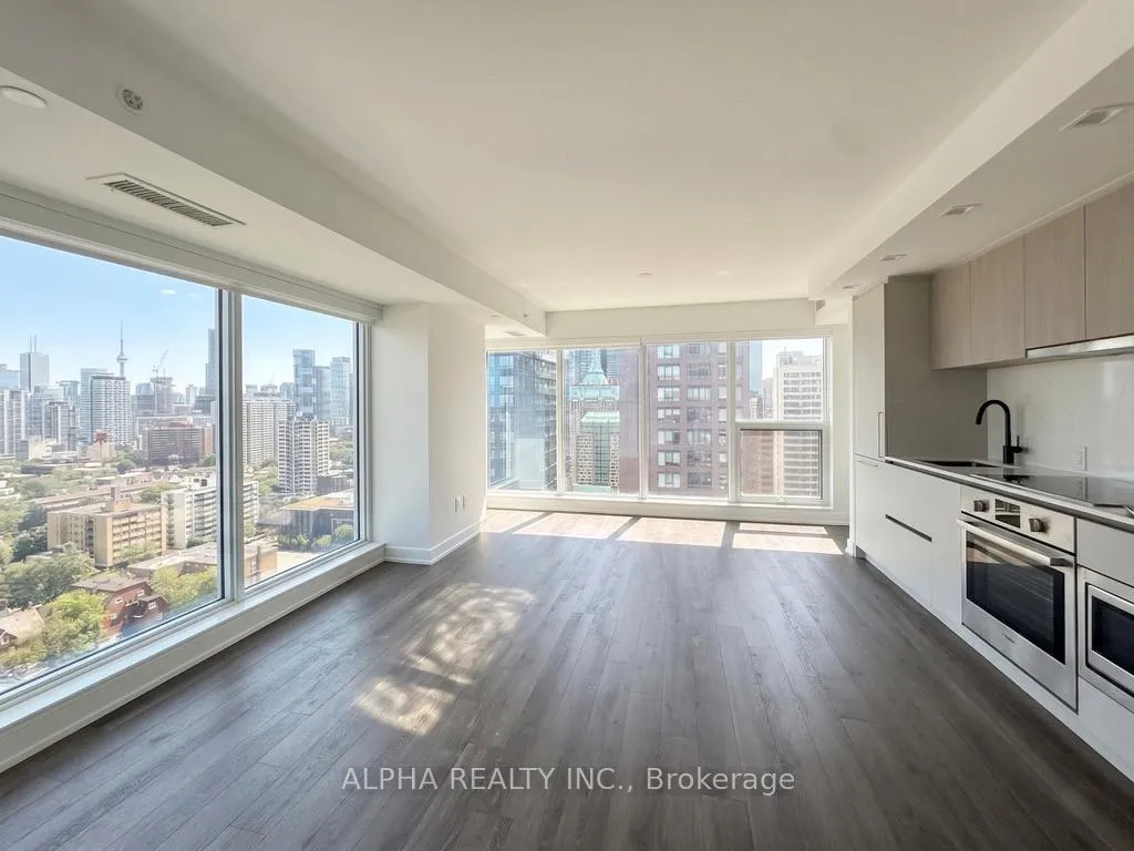 Front of Unit 2202, 609 Sherbourne Street