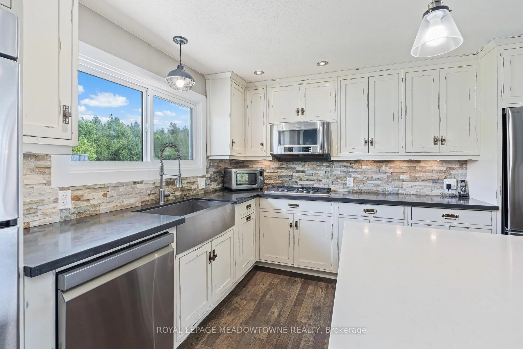 Photo 16 of 795715 3rd Line EHS, Mono, Rural Mono — HOMEH