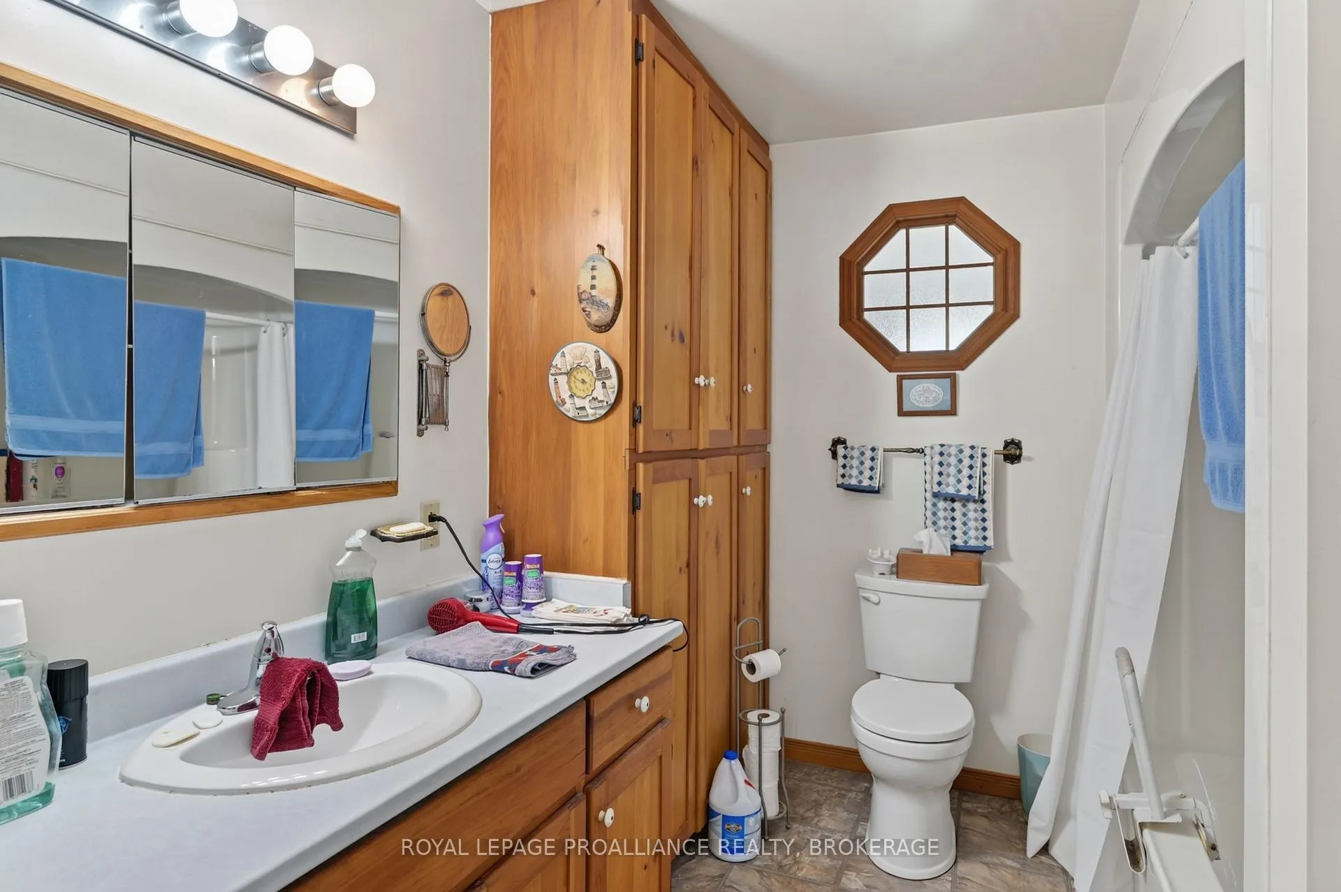 Photo 10 of 229 Johnson Bay Lane, Frontenac Islands, Howe Island — HOMEH
