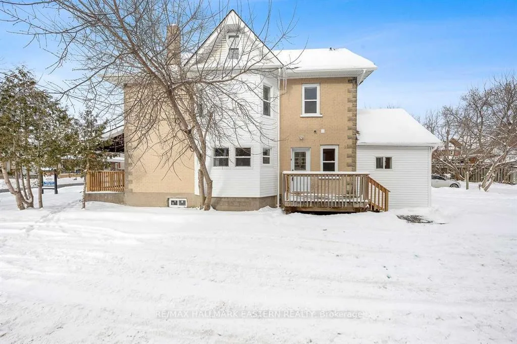 Photo 3 of Unit Main Floor, 184 Park Street N, Peterborough, Town Ward 3 — HOMEH