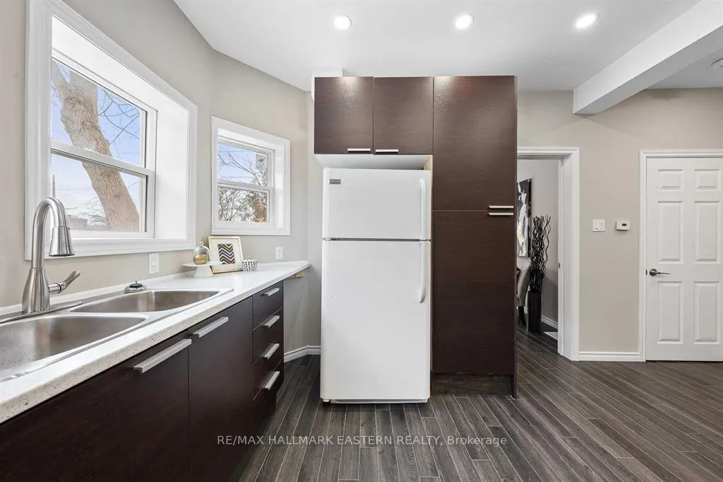 Photo 9 of Unit Main Floor, 184 Park Street N, Peterborough, Town Ward 3 — HOMEH
