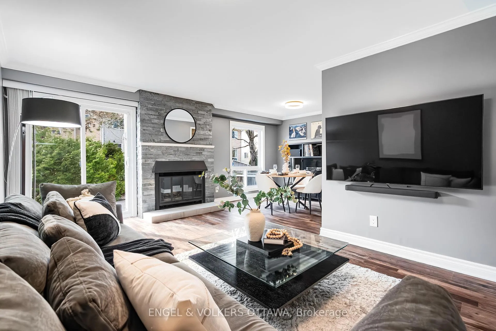 Photo 3 of 1152 Des Forets Avenue, Ottawa, Convent Glen North — HOMEH
