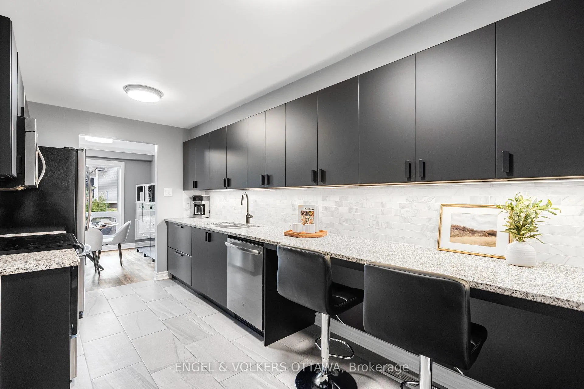 Photo 9 of 1152 Des Forets Avenue, Ottawa, Convent Glen North — HOMEH