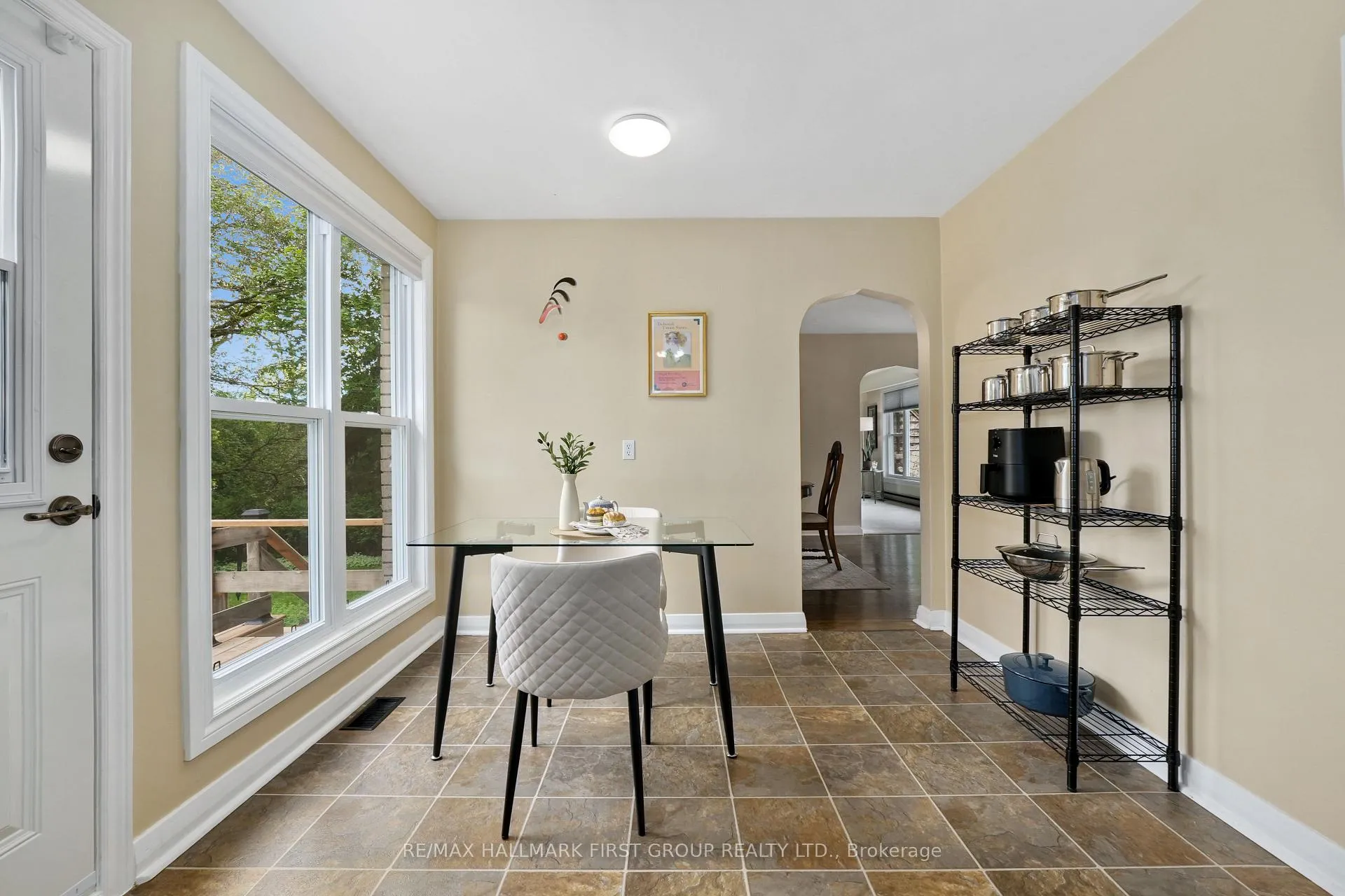 Photo 19 of 108 Abbott Boulevard, Cobourg — HOMEH