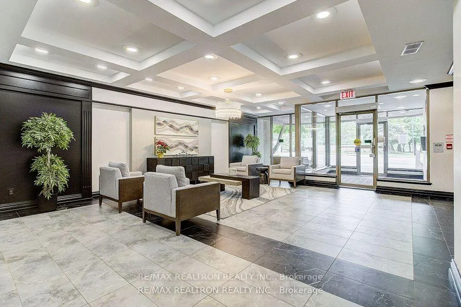Photo 3 of Unit Ph206, 91 Townsgate Drive, Vaughan, Crestwood-Springfarm-Yorkhill — HOMEH