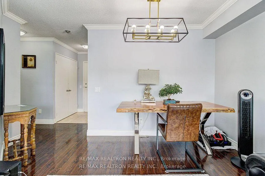 Photo 6 of Unit Ph206, 91 Townsgate Drive, Vaughan, Crestwood-Springfarm-Yorkhill — HOMEH
