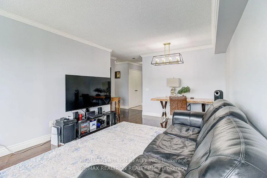 Photo 8 of Unit Ph206, 91 Townsgate Drive, Vaughan, Crestwood-Springfarm-Yorkhill — HOMEH