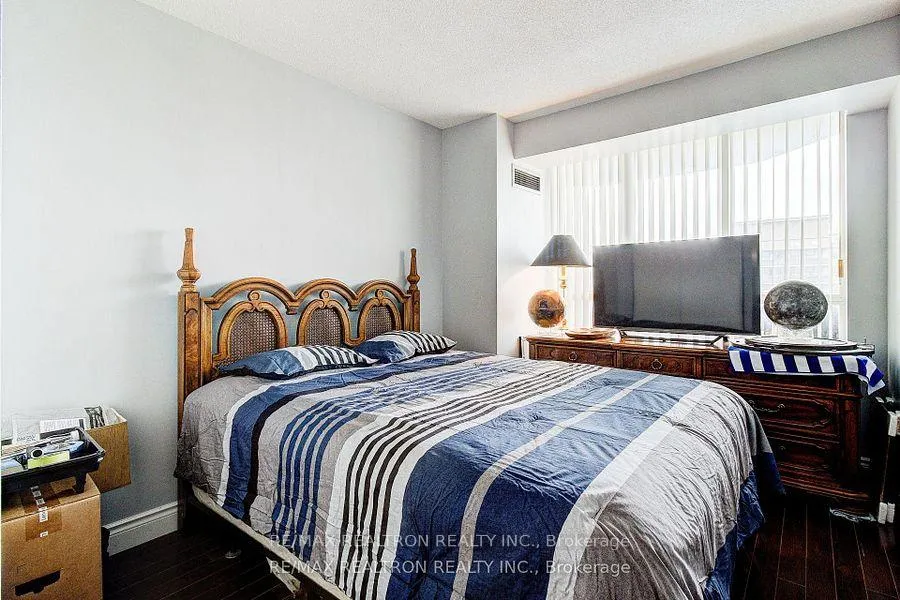 Photo 14 of Unit Ph206, 91 Townsgate Drive, Vaughan, Crestwood-Springfarm-Yorkhill — HOMEH