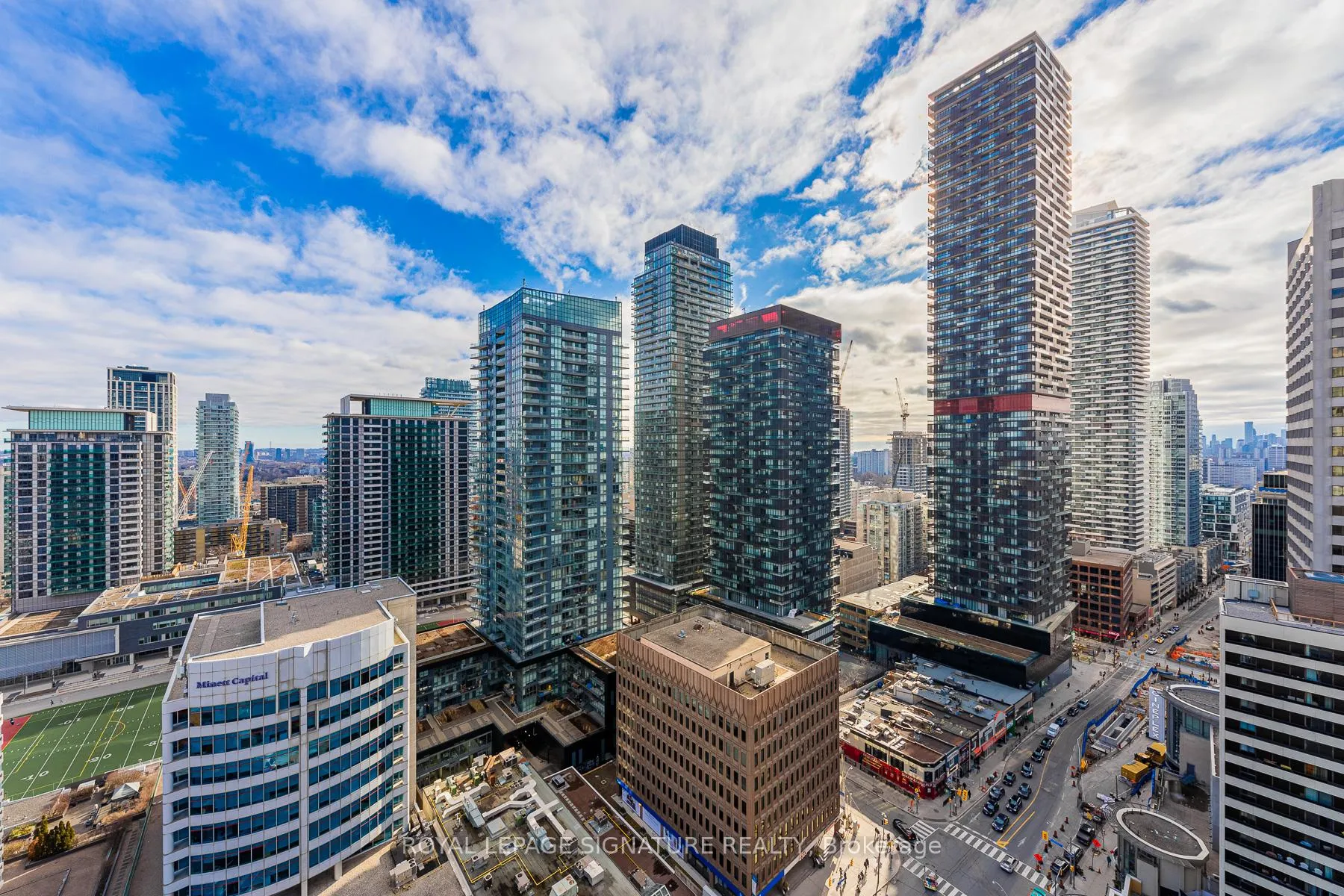 Photo 1 of Unit 2105, 33 Helendale Avenue, Toronto, Yonge-Eglinton — HOMEH