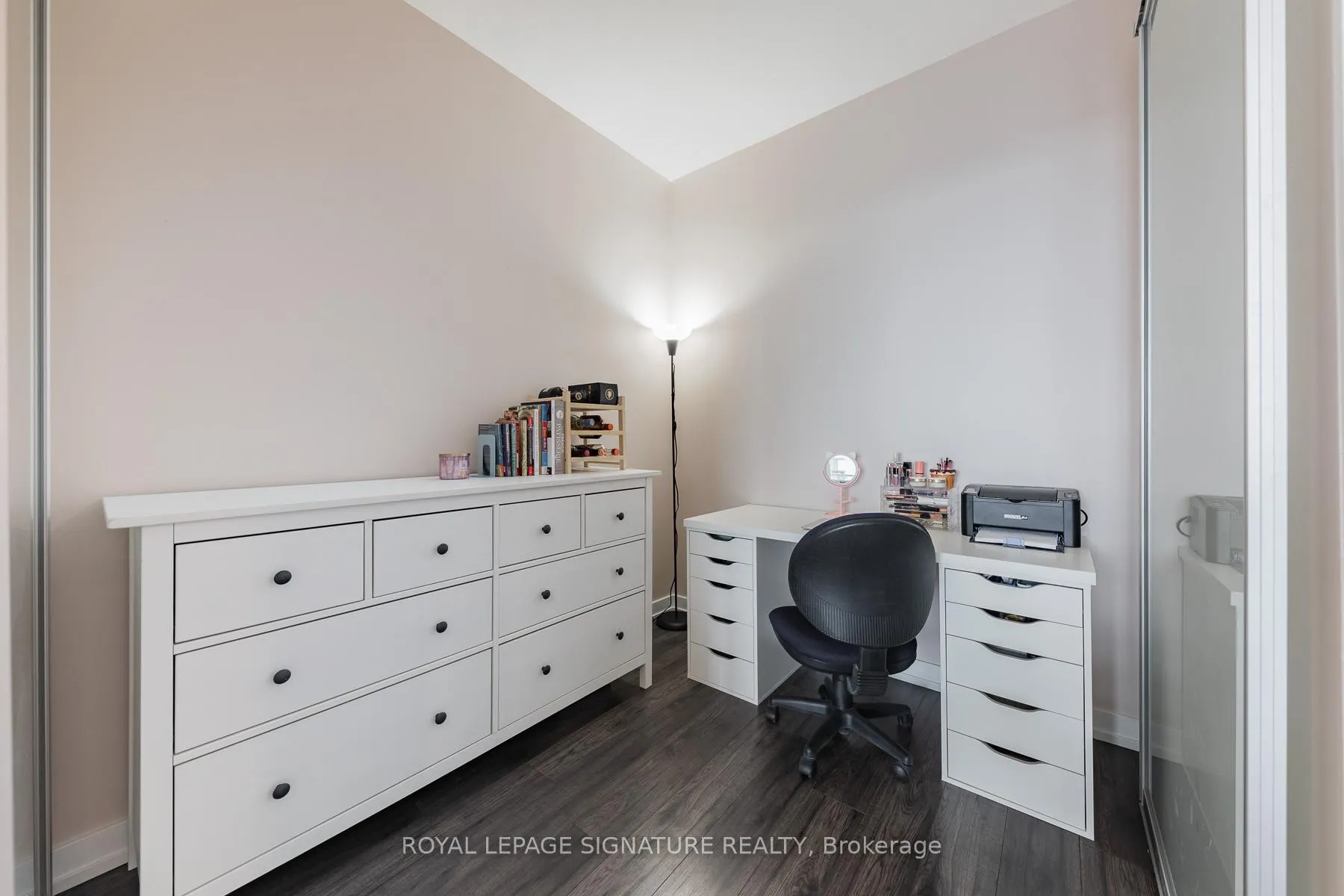 Photo 13 of Unit 2105, 33 Helendale Avenue, Toronto, Yonge-Eglinton — HOMEH