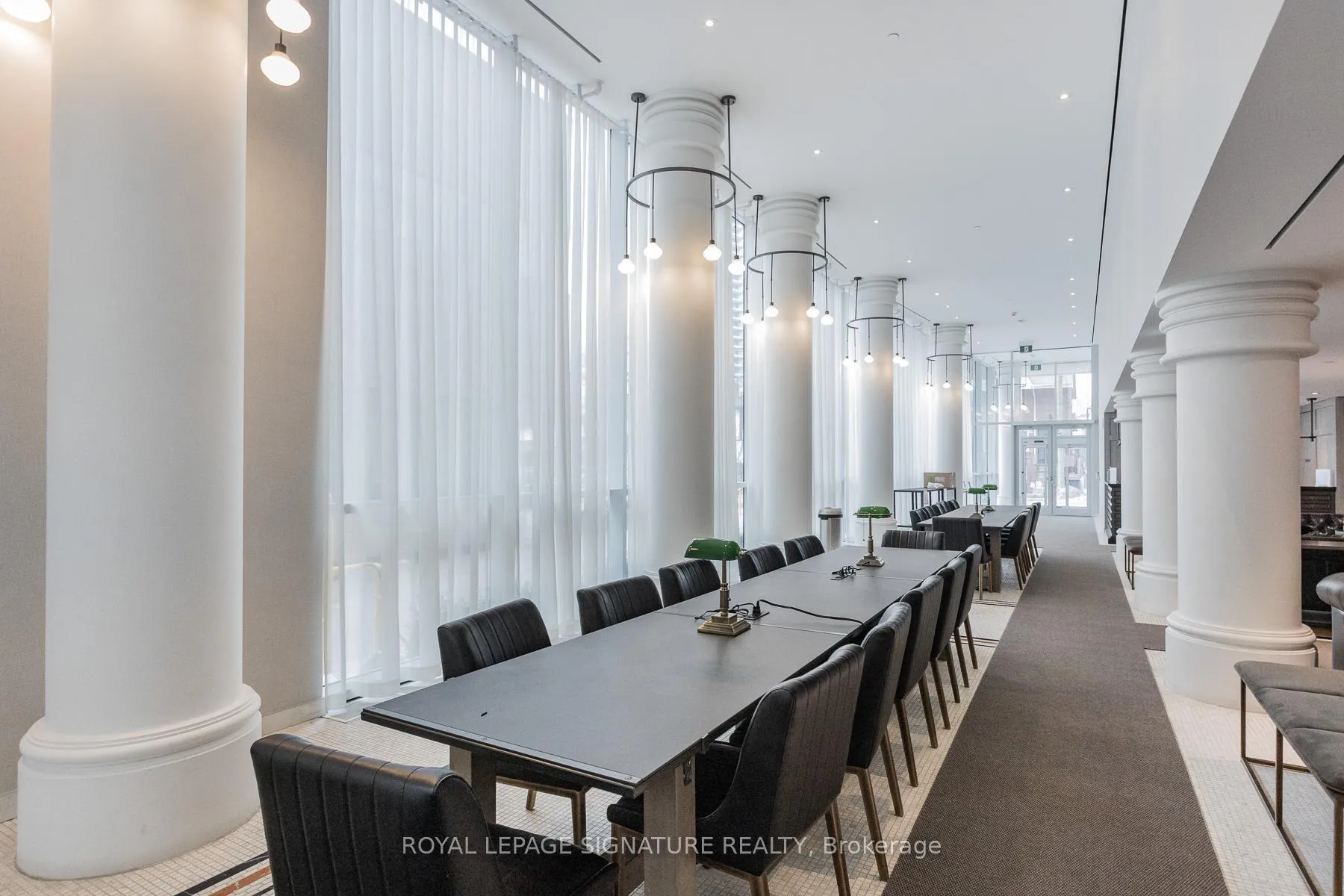 Photo 22 of Unit 2105, 33 Helendale Avenue, Toronto, Yonge-Eglinton — HOMEH