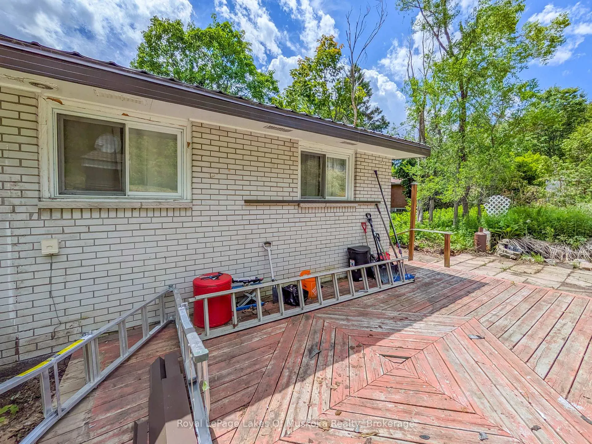 Photo 5 of 12 Valley Drive, Bracebridge — HOMEH