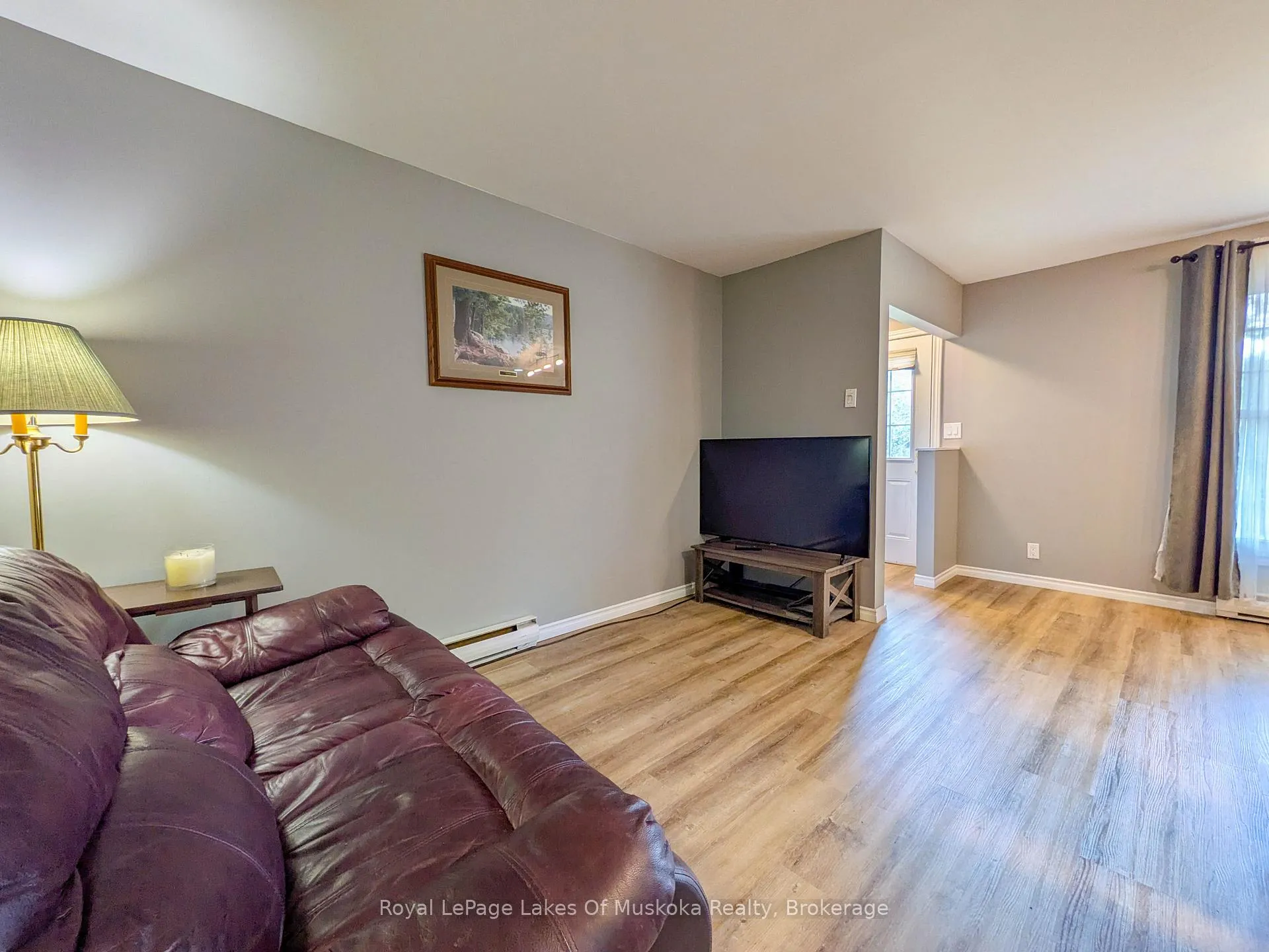 Photo 13 of 12 Valley Drive, Bracebridge — HOMEH