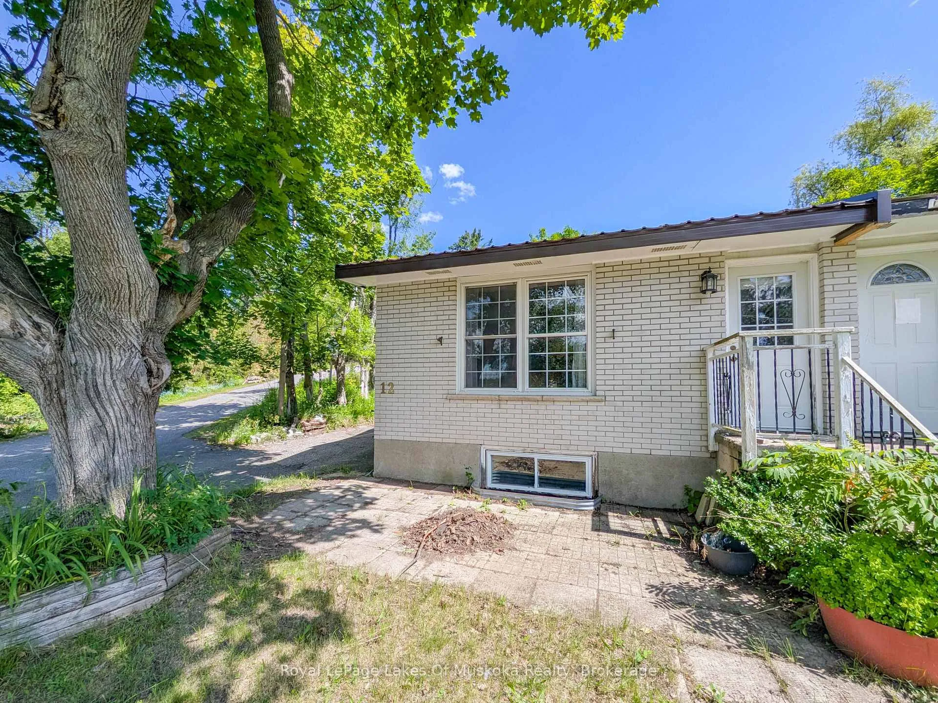 Photo 1 of 12 Valley Drive, Bracebridge — HOMEH