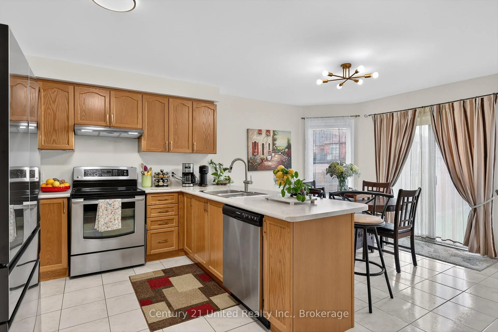 Photo 12 of 113 Farrier Crescent, Peterborough, Northcrest Ward 5 — HOMEH