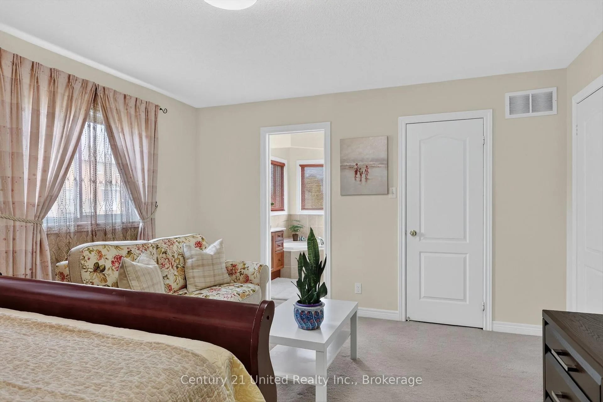 Photo 21 of 113 Farrier Crescent, Peterborough, Northcrest Ward 5 — HOMEH