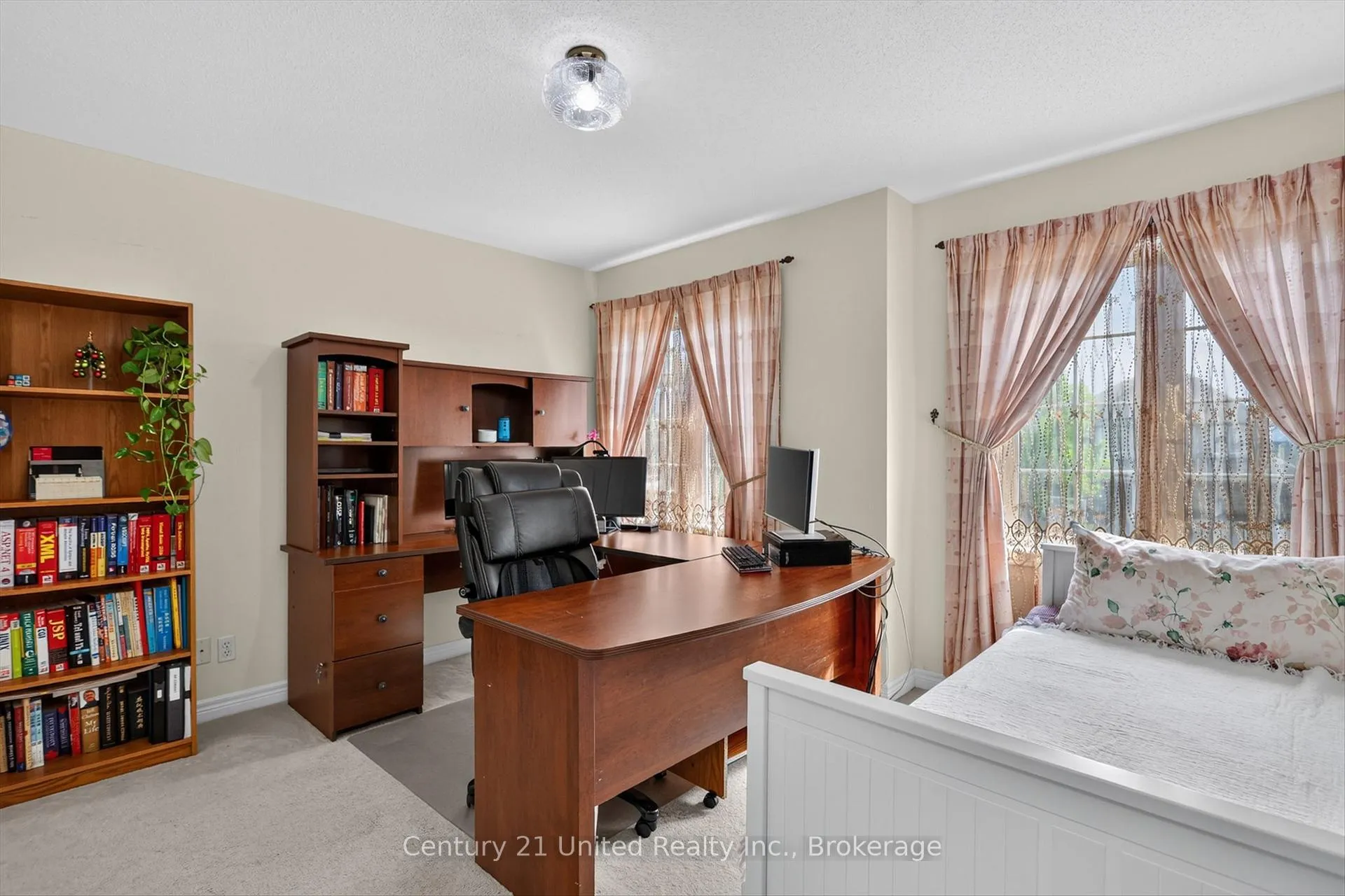 Photo 27 of 113 Farrier Crescent, Peterborough, Northcrest Ward 5 — HOMEH