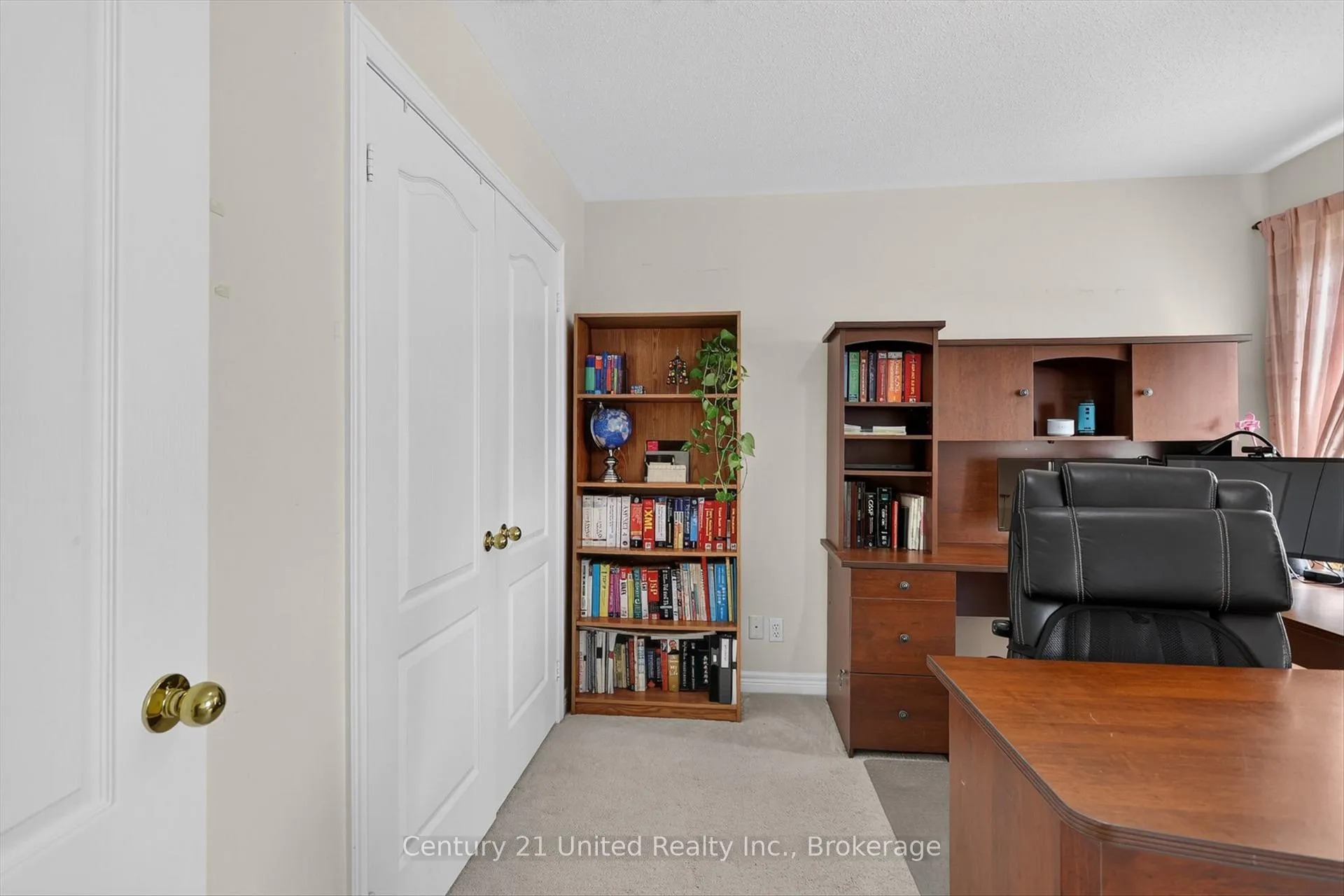 Photo 28 of 113 Farrier Crescent, Peterborough, Northcrest Ward 5 — HOMEH