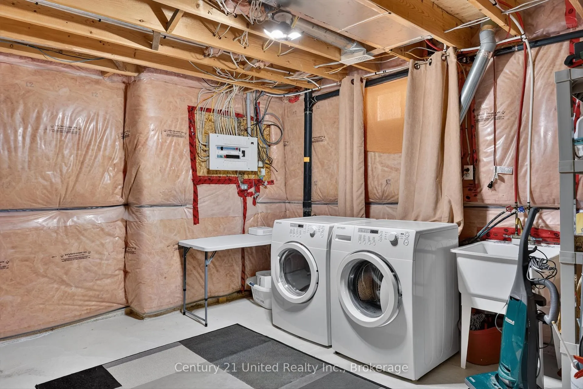 Photo 30 of 113 Farrier Crescent, Peterborough, Northcrest Ward 5 — HOMEH
