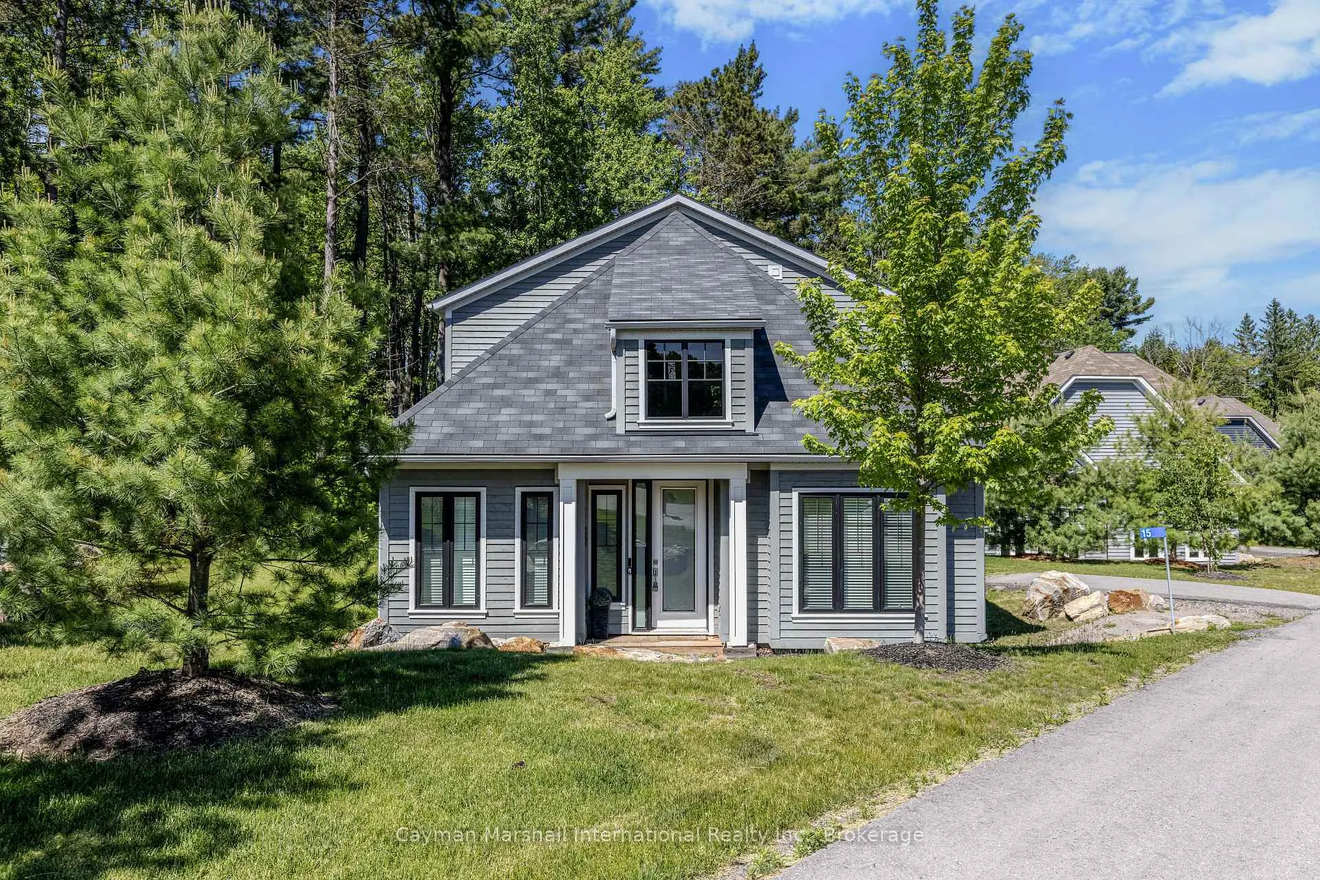 Photo of Unit 15, 2054 Peninsula Road