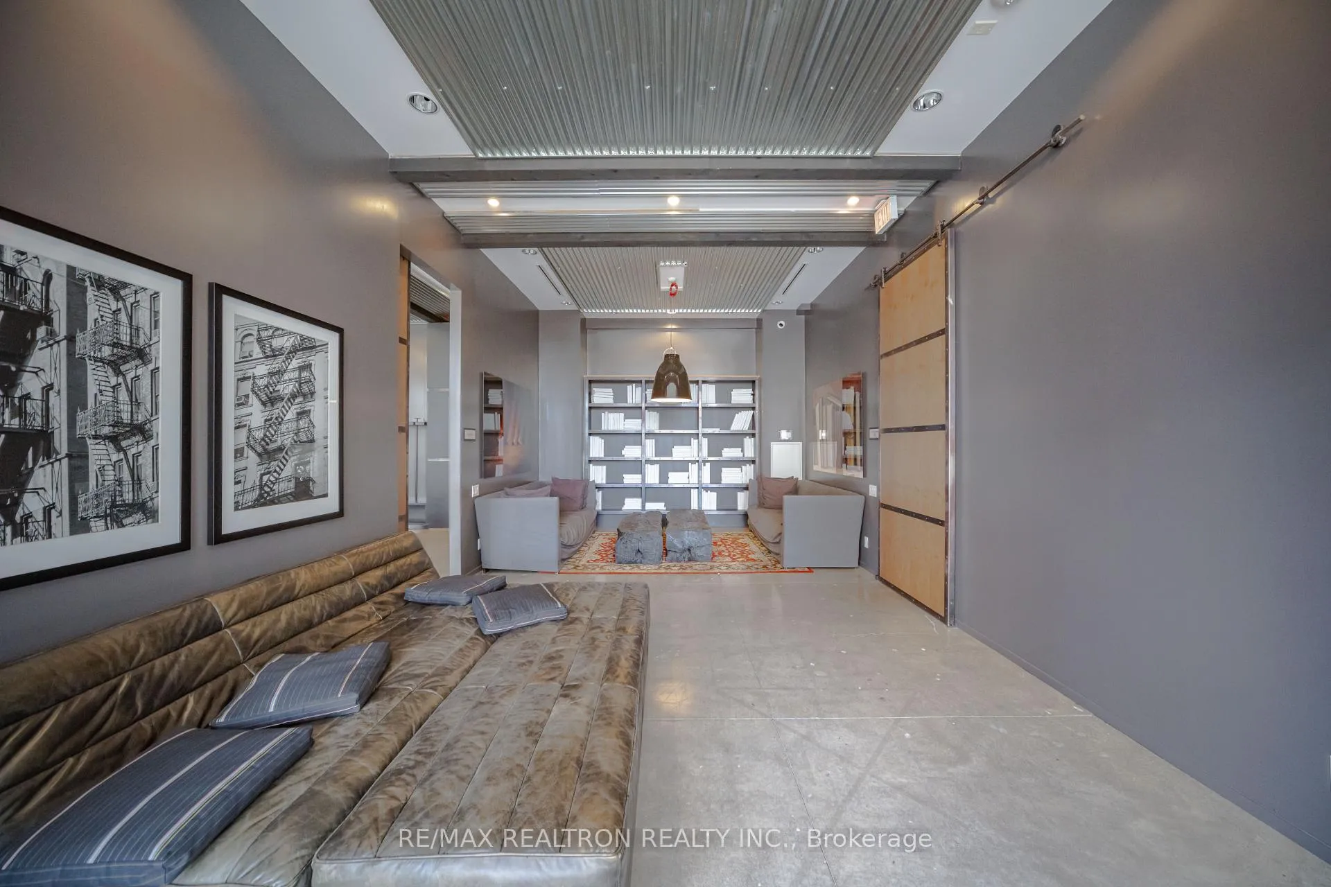 Photo 16 of Unit 4303, 5 St Joseph St Street, Toronto, Bay Street Corridor — HOMEH