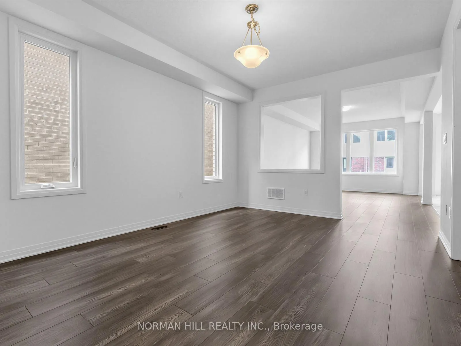 Photo 5 of 8 Guildhouse Drive, Brampton, Northwest Brampton — HOMEH