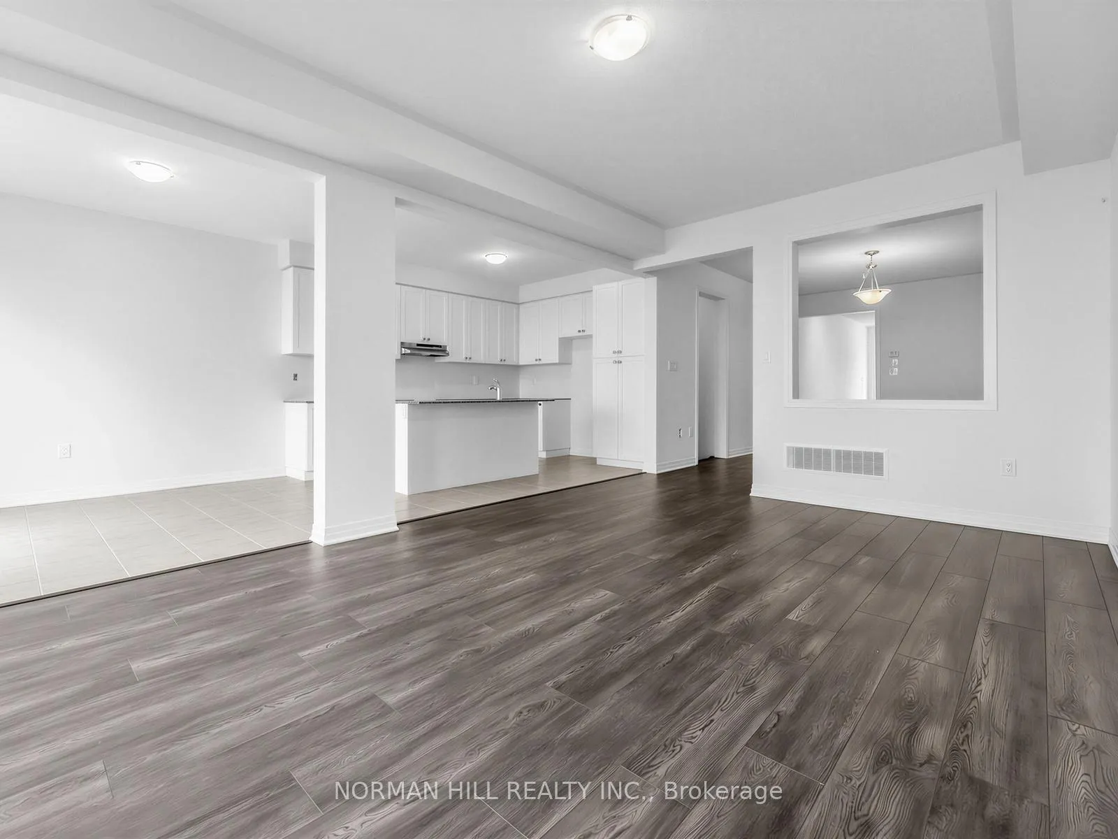 Photo 9 of 8 Guildhouse Drive, Brampton, Northwest Brampton — HOMEH