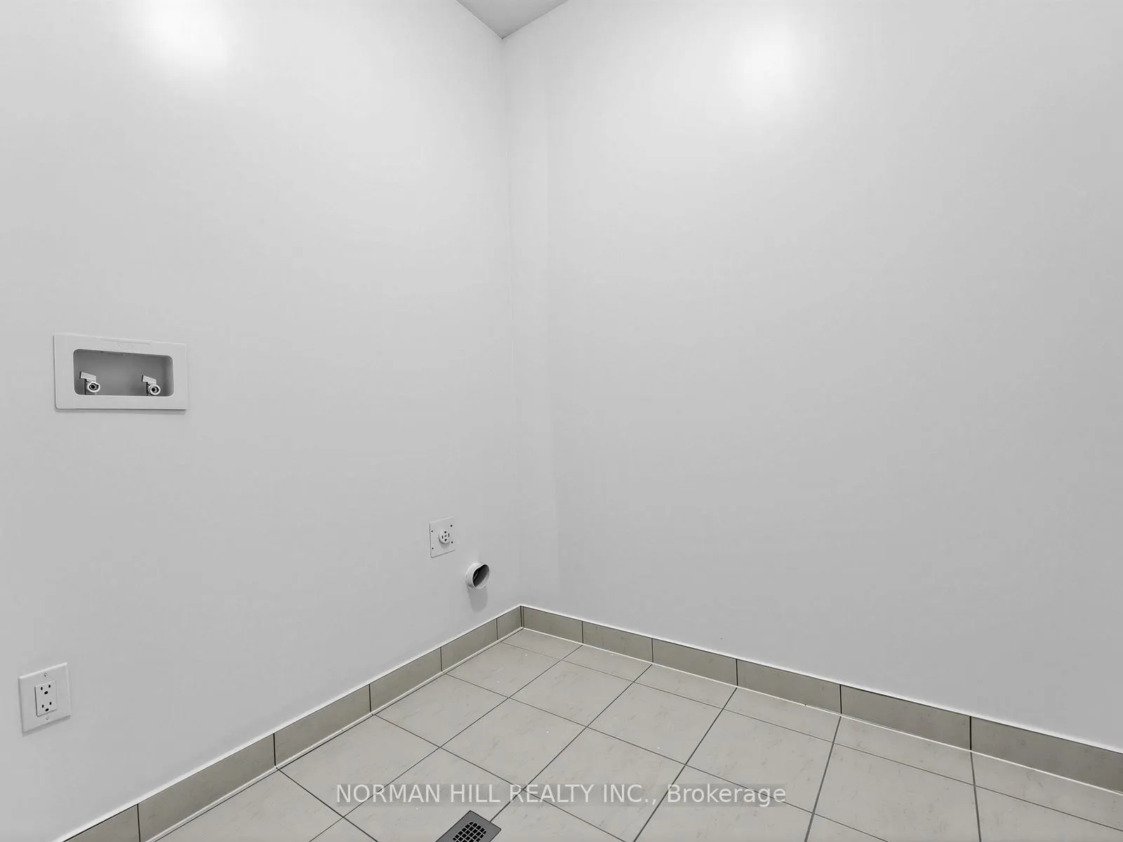 Photo 28 of 8 Guildhouse Drive, Brampton, Northwest Brampton — HOMEH