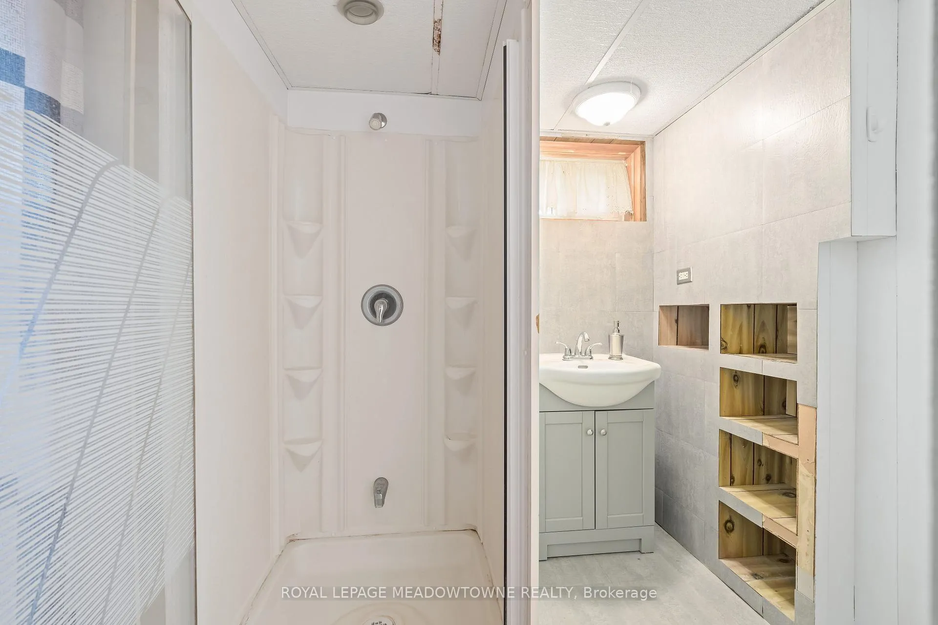Photo 28 of 24 Gower Road, Halton Hills, Georgetown — HOMEH