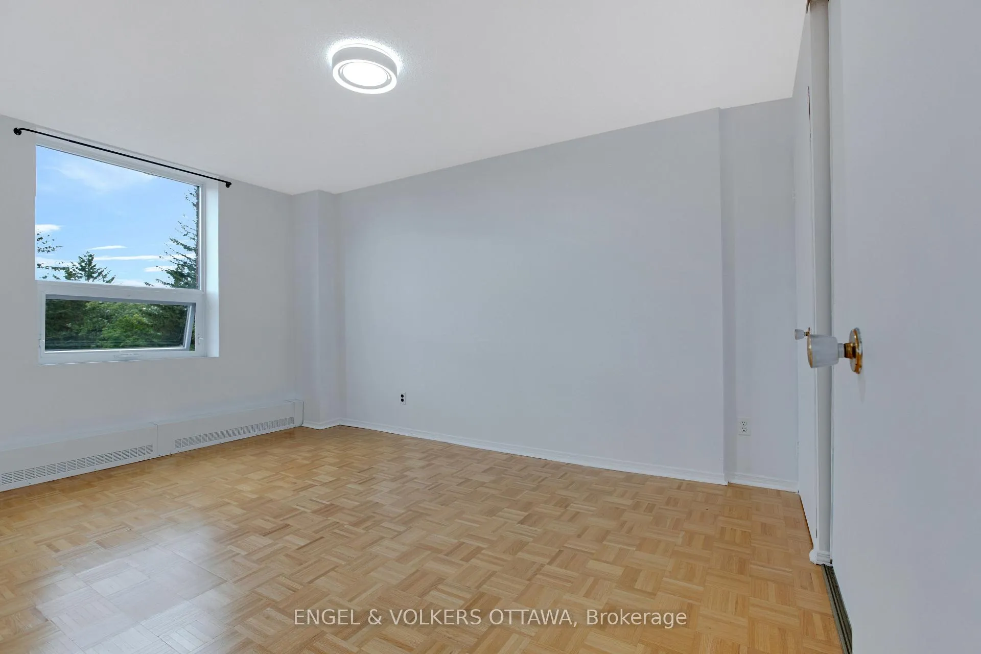 Photo 26 of Unit 301, 665 Bathgate Drive, Ottawa, Carson Meadows — HOMEH