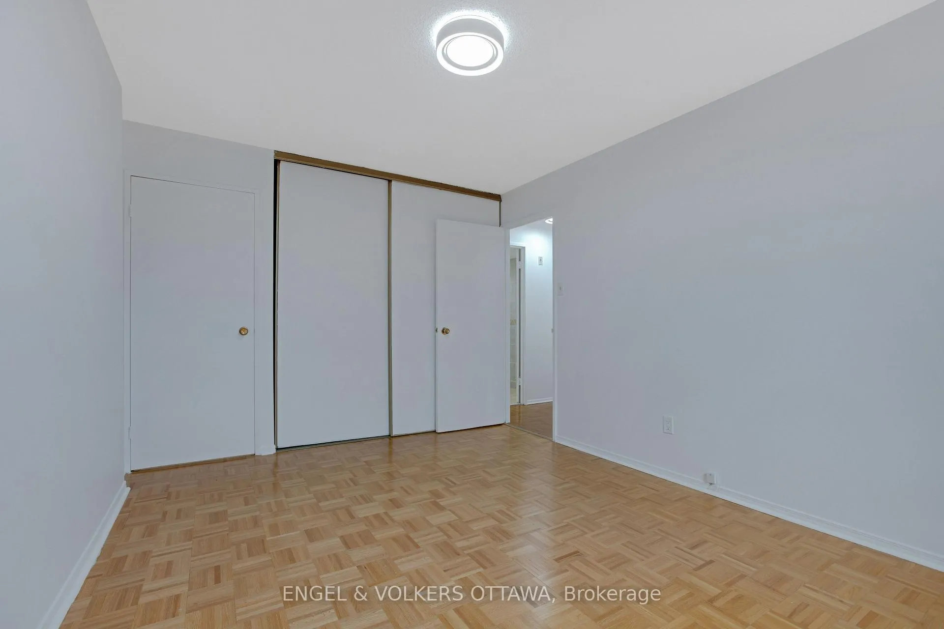 Photo 13 of Unit 301, 665 Bathgate Drive, Ottawa, Carson Meadows — HOMEH