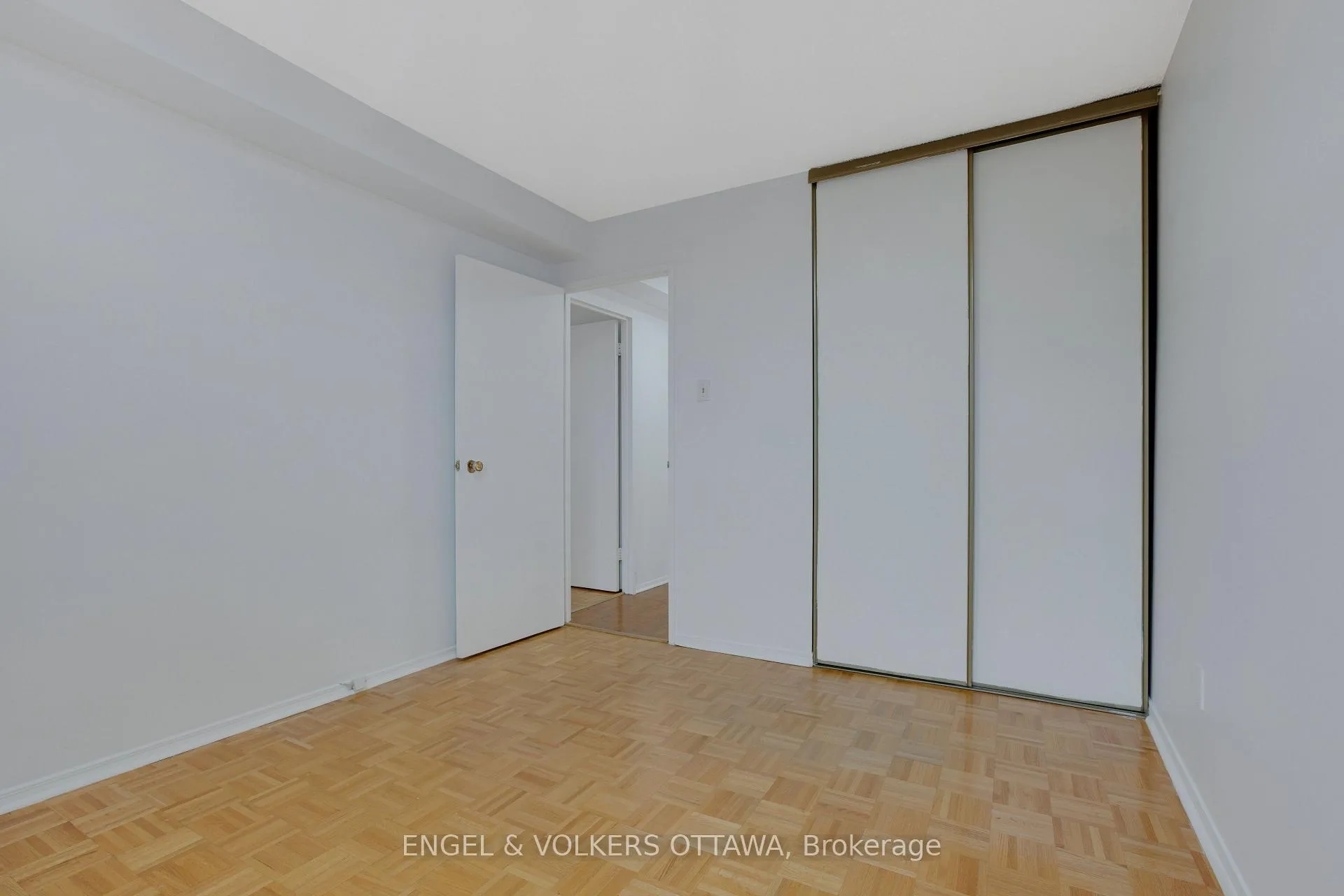 Photo 15 of Unit 301, 665 Bathgate Drive, Ottawa, Carson Meadows — HOMEH