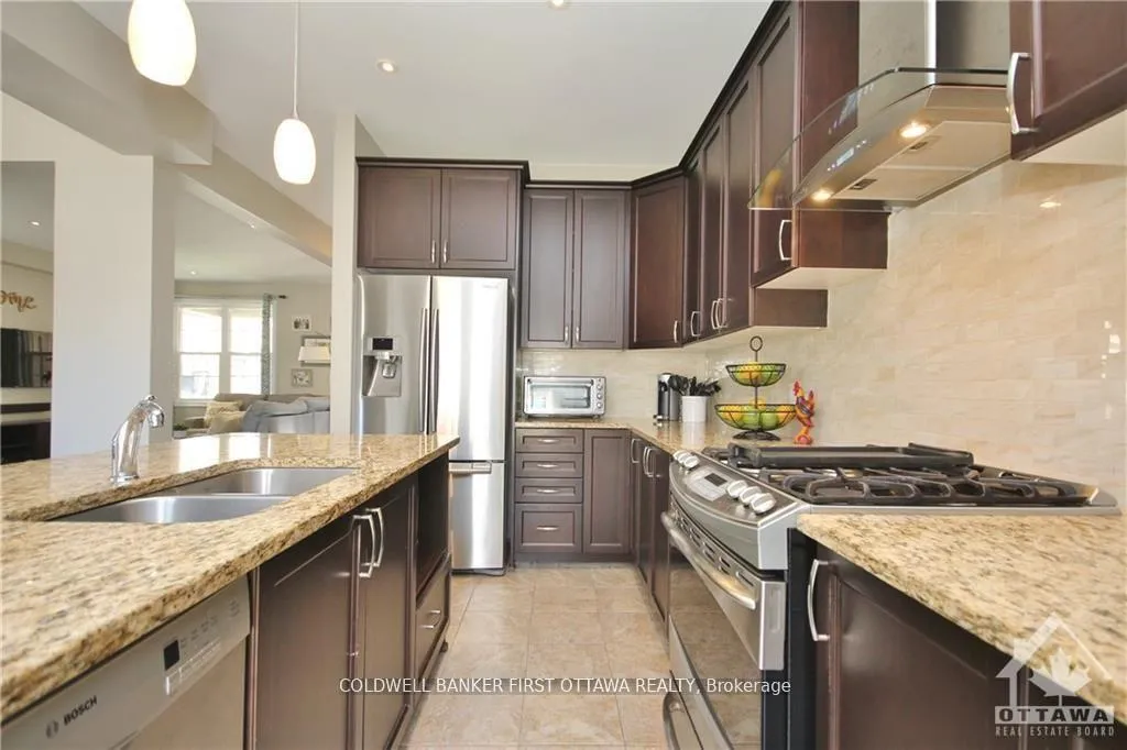 Photo 9 of 505 Bretby Crescent, Ottawa, Barrhaven - Cedargrove/Fraserdale — HOMEH