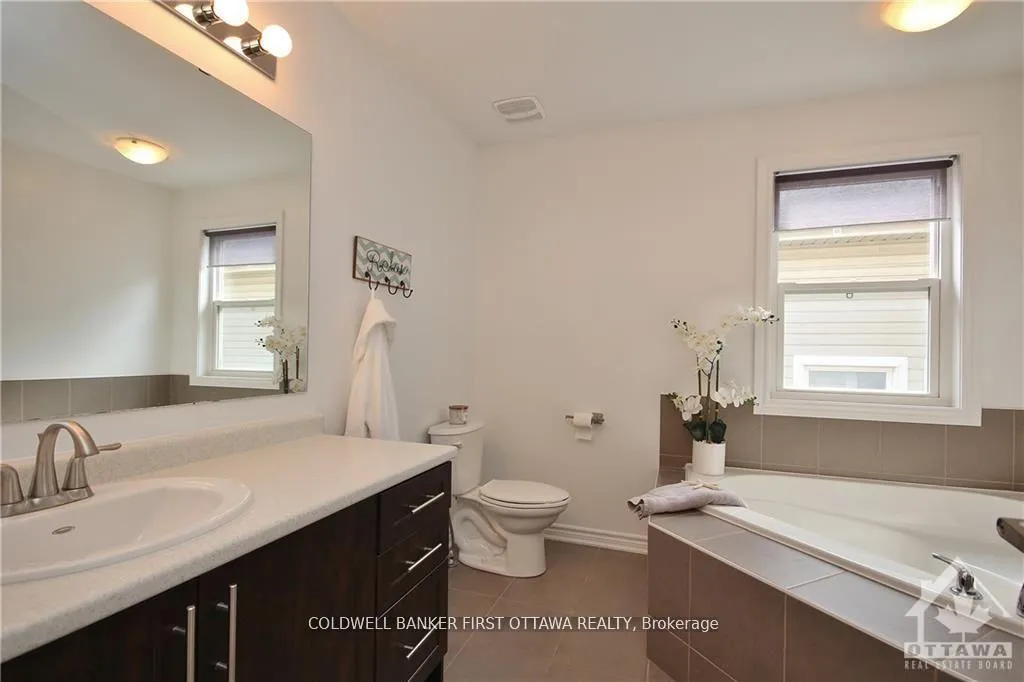 Photo 15 of 505 Bretby Crescent, Ottawa, Barrhaven - Cedargrove/Fraserdale — HOMEH