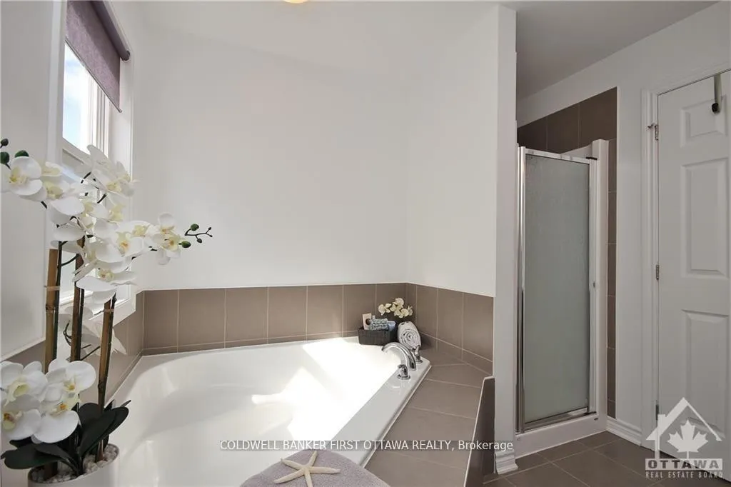 Photo 16 of 505 Bretby Crescent, Ottawa, Barrhaven - Cedargrove/Fraserdale — HOMEH