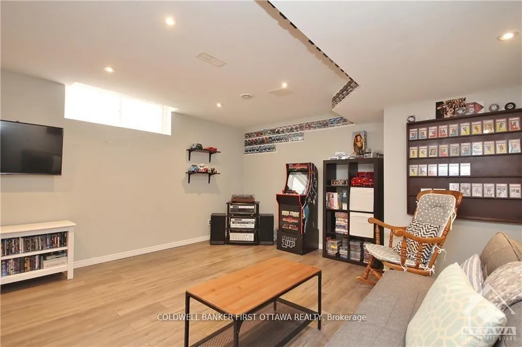 Photo 22 of 505 Bretby Crescent, Ottawa, Barrhaven - Cedargrove/Fraserdale — HOMEH