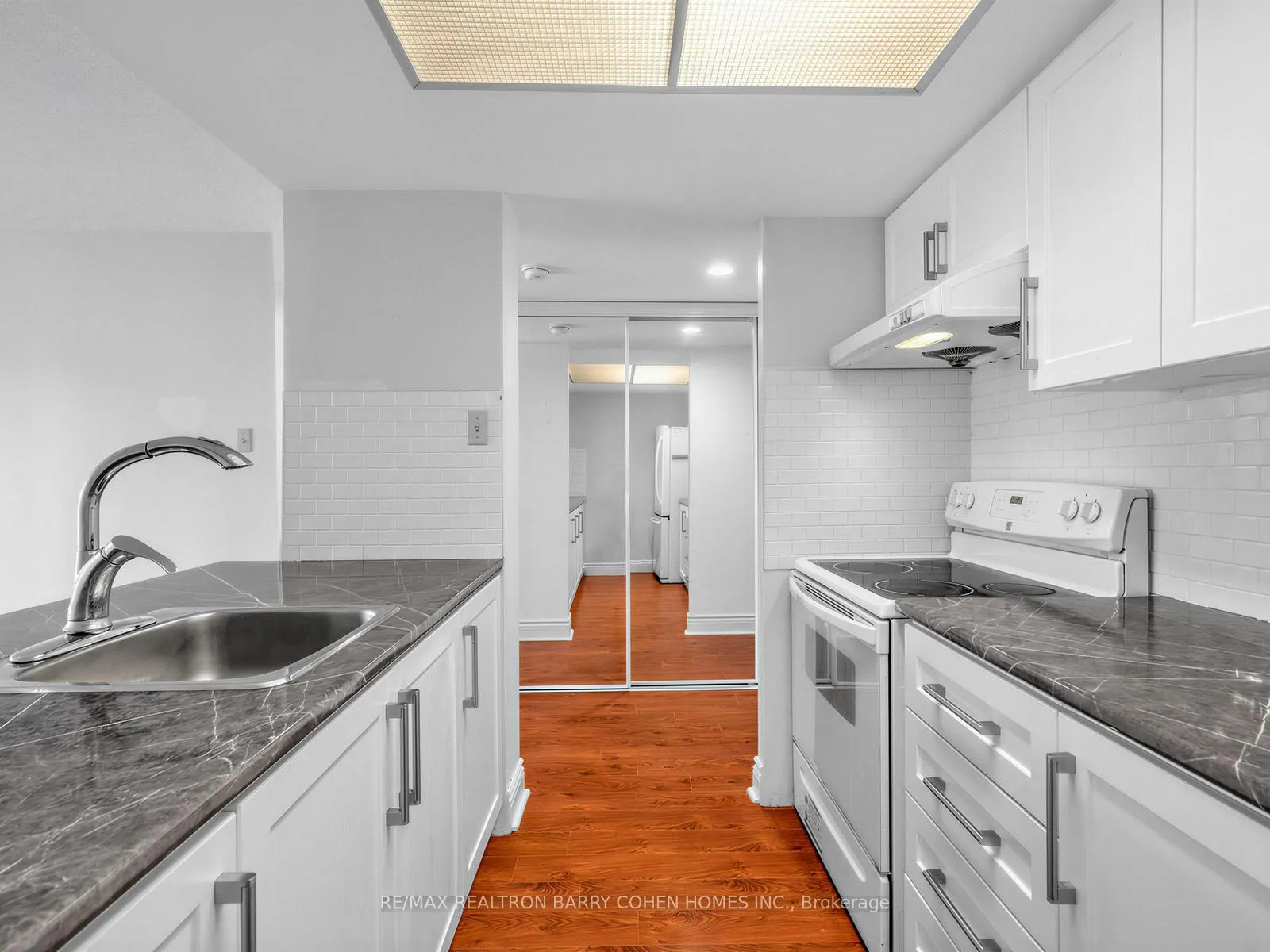 Photo 8 of Unit 303, 725 King Street W, Toronto, Niagara — HOMEH