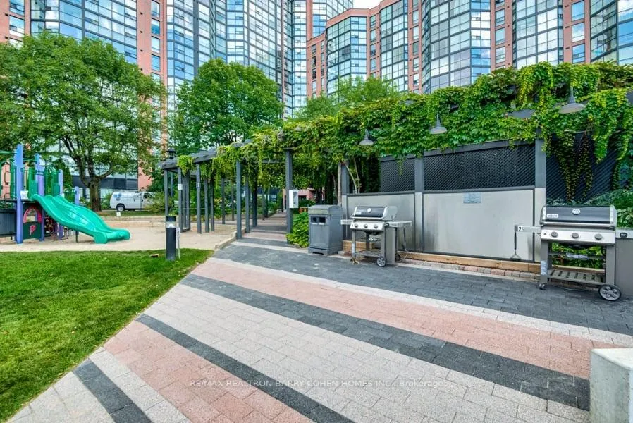 Photo 28 of Unit 303, 725 King Street W, Toronto, Niagara — HOMEH
