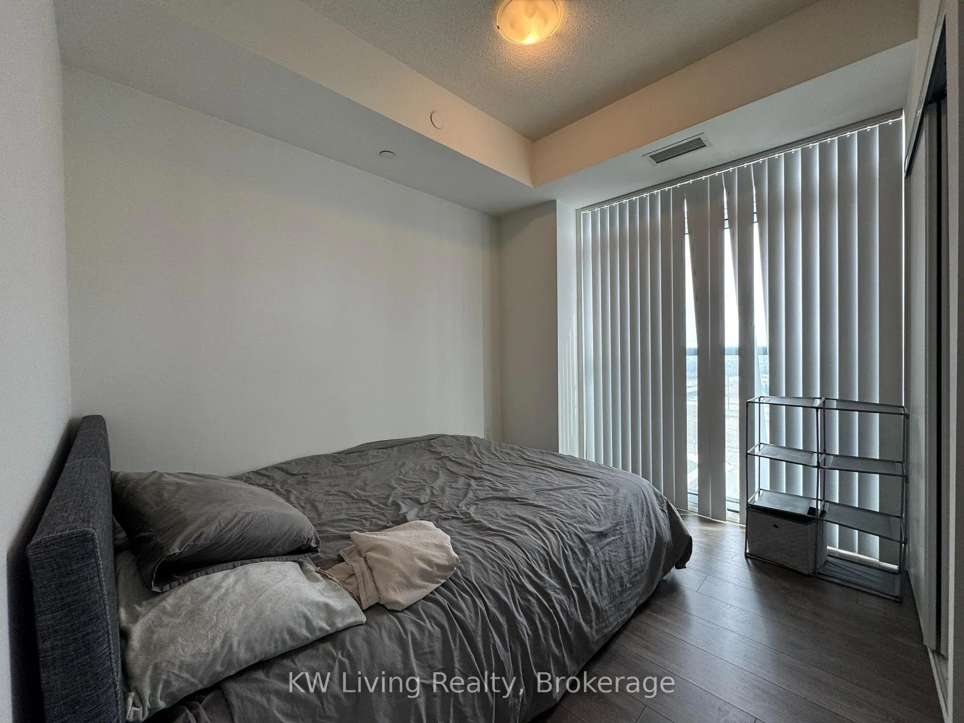 Photo 8 of Unit 1117, 60 Honeycrisp Crescent, Vaughan, Vaughan Corporate Centre — HOMEH