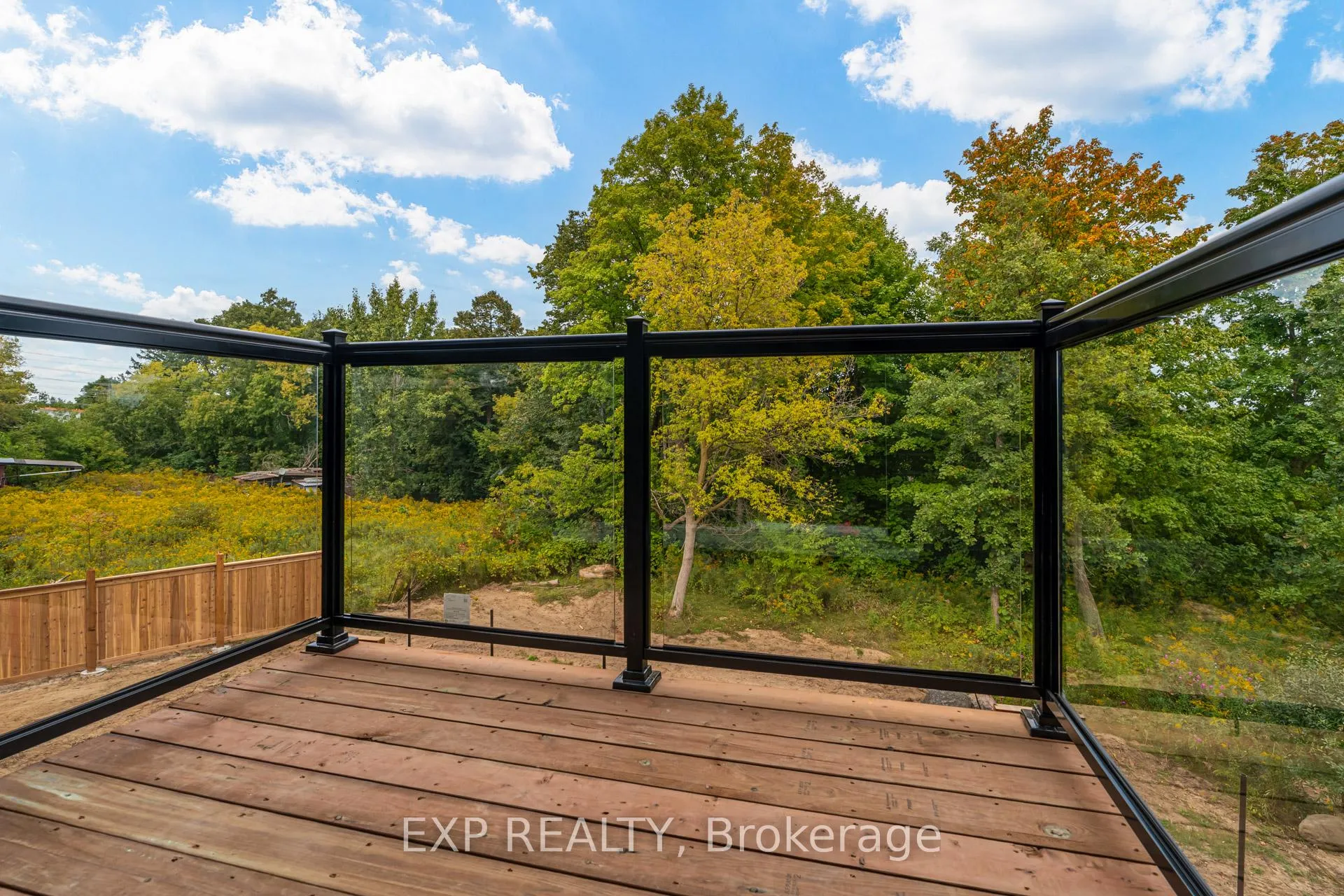 Photo 8 of 49 Paradox Street, Vaughan, Kleinburg — HOMEH