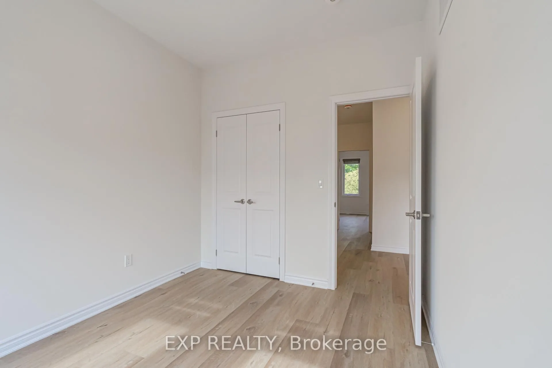 Photo 27 of 49 Paradox Street, Vaughan, Kleinburg — HOMEH