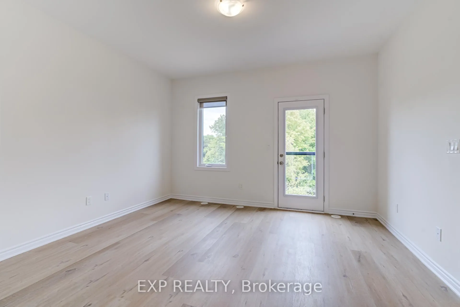 Photo 30 of 49 Paradox Street, Vaughan, Kleinburg — HOMEH
