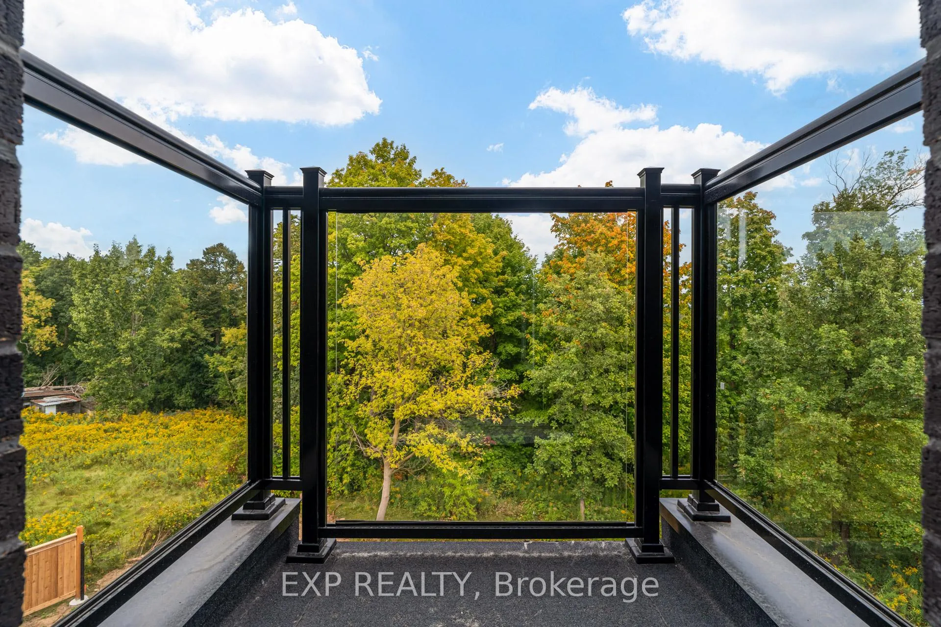 Photo 31 of 49 Paradox Street, Vaughan, Kleinburg — HOMEH