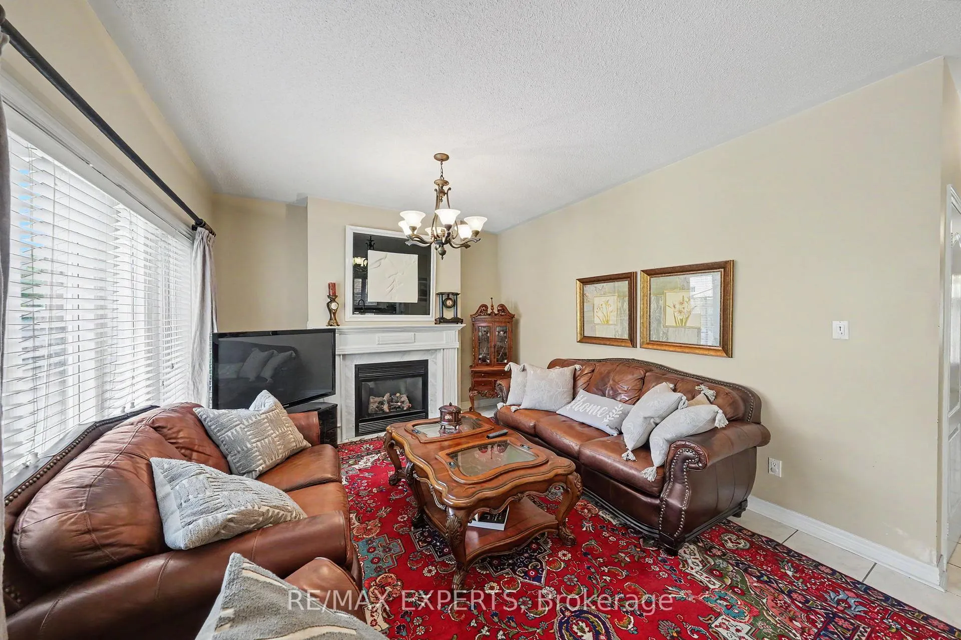 Photo 5 of 46 Battleford Avenue, Vaughan, Vellore Village — HOMEH