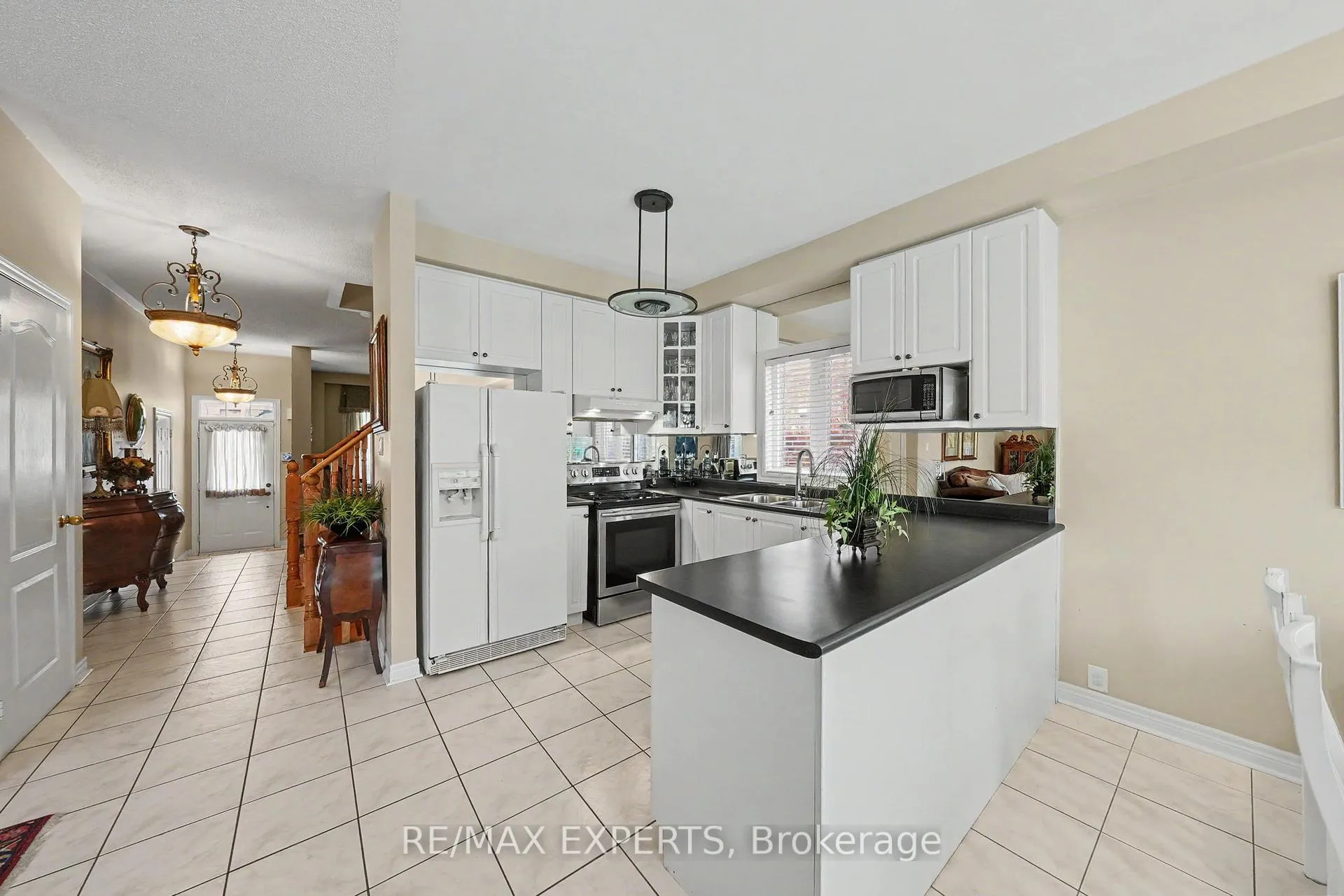 Photo 6 of 46 Battleford Avenue, Vaughan, Vellore Village — HOMEH